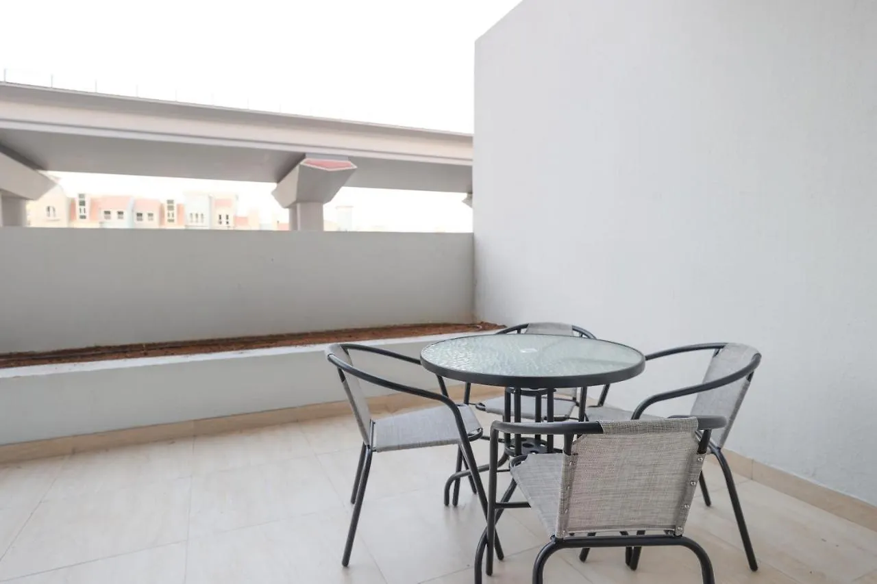 Elite Lux Holiday Homes - Spacious One Bedroom Apartment Direct Metro Access In Al Furjan Dubai United Arab Emirates