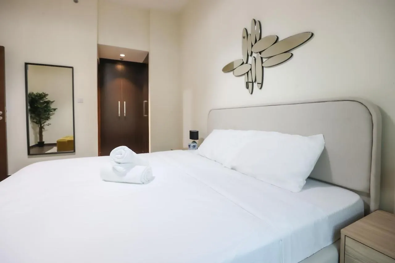 Elite Lux Holiday Homes - Spacious One Bedroom Apartment Direct Metro Access In Al Furjan Dubai United Arab Emirates